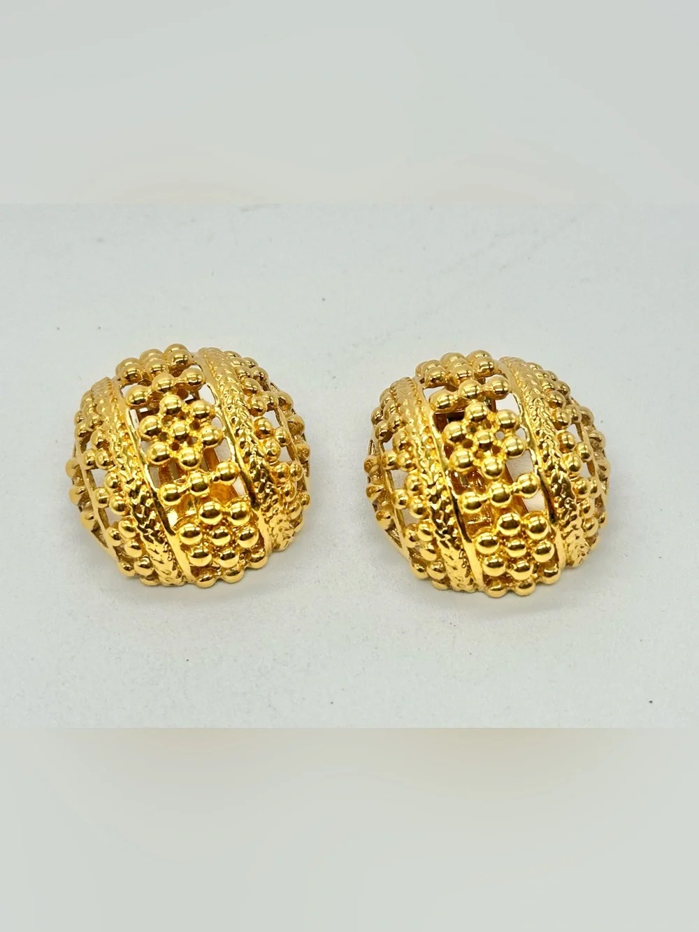 Vintage Gold Tone Dome Clip On Earrings Chunky Textured Runway 80s 90s